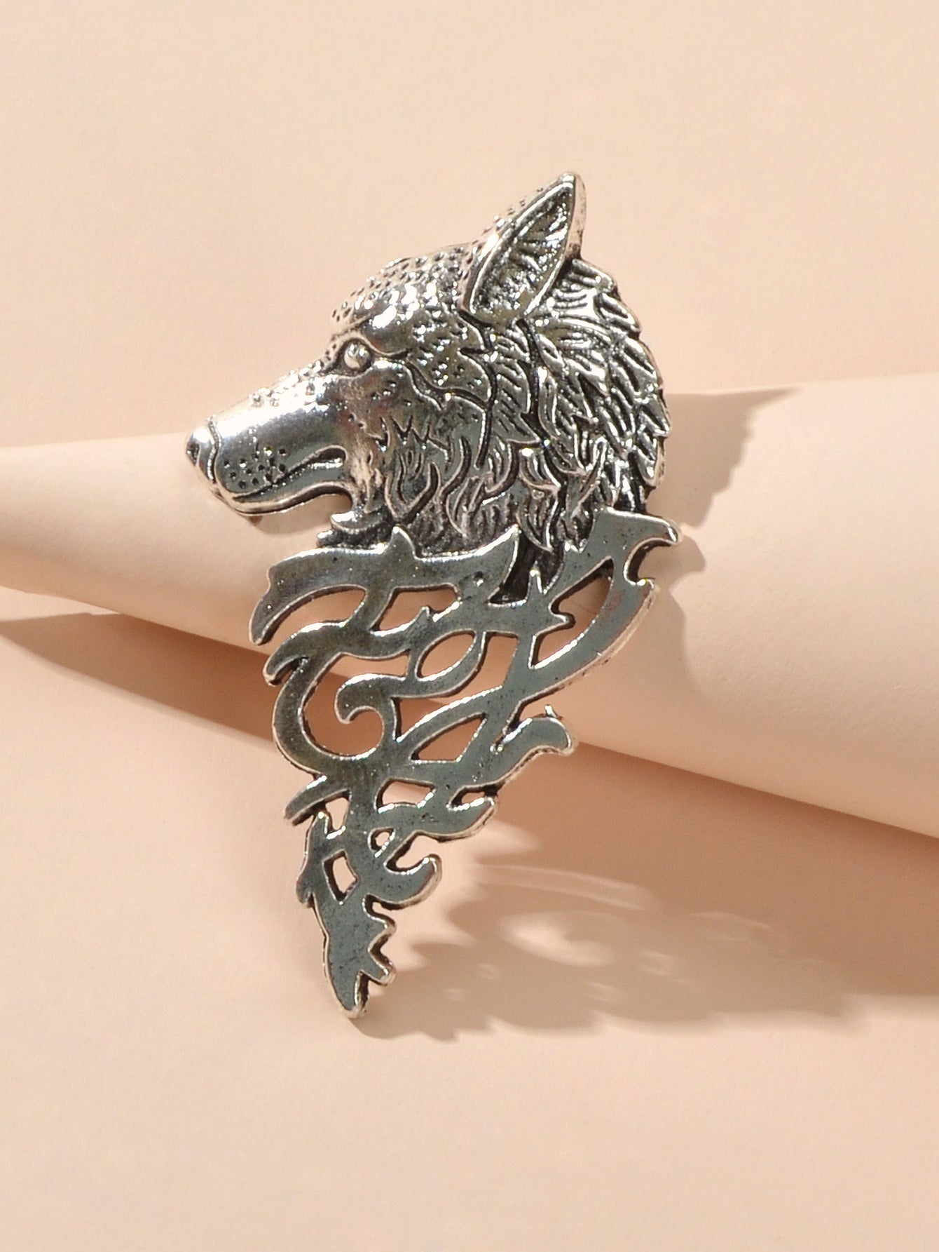 Vintage Punk Antique Silver Carved Wolf Head Pin Lapel Brooch Badge